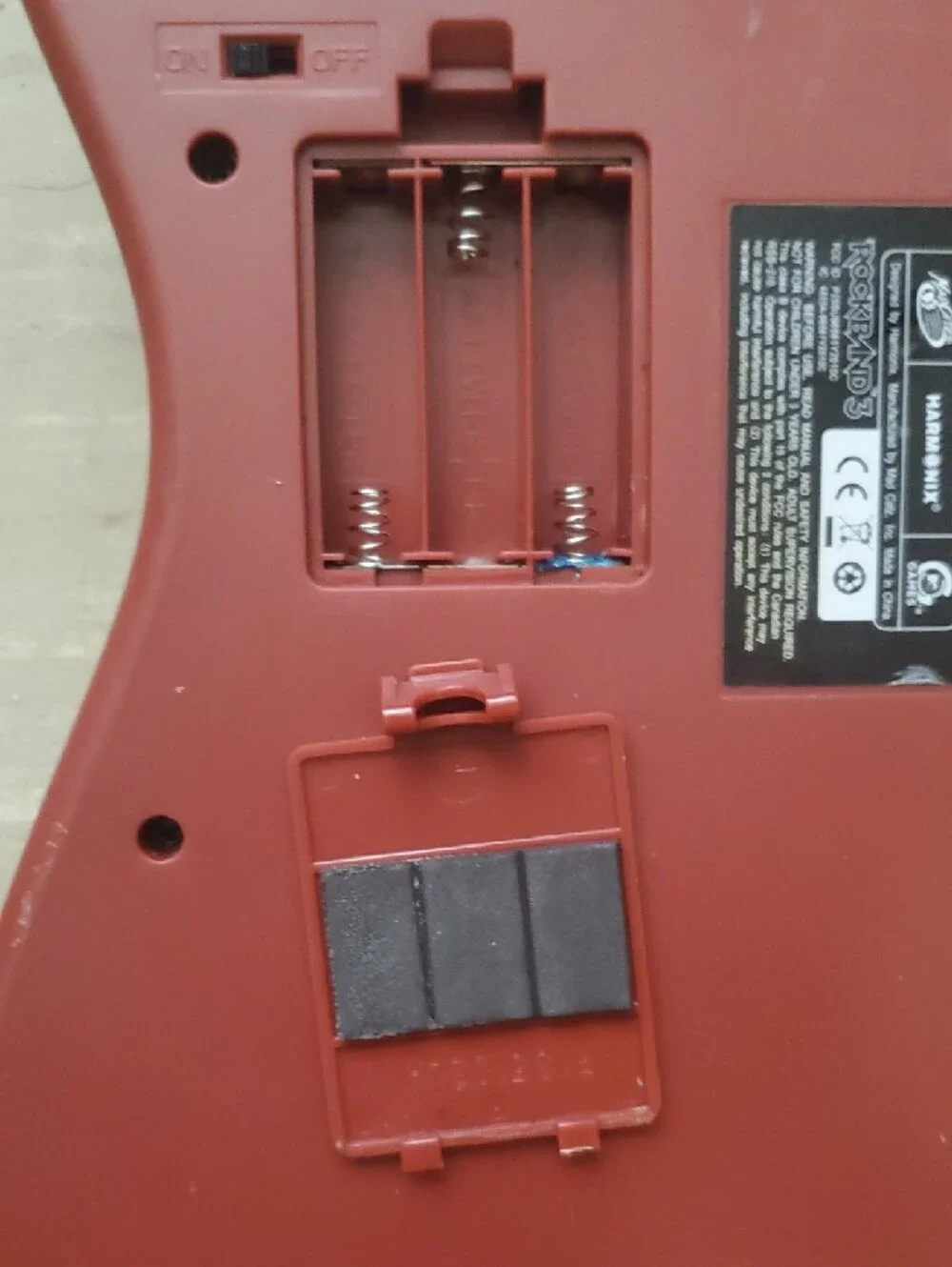 Rock Band 3 Wii U Harmonix Fender Stratocaster Guitar RED 96561 RB3 - NO DONGLE